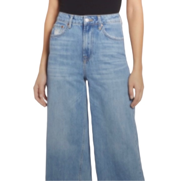 TopShop MOTO Cropped Wide Leg Jeans High Waist - Picture 2 of 8